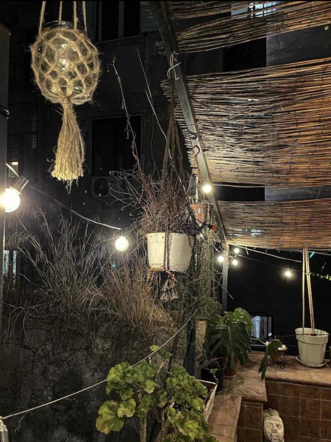 Appartamento In Pieno Centro Storico Con Terrazzo “O'Vicariello” Naples Extérieur photo
