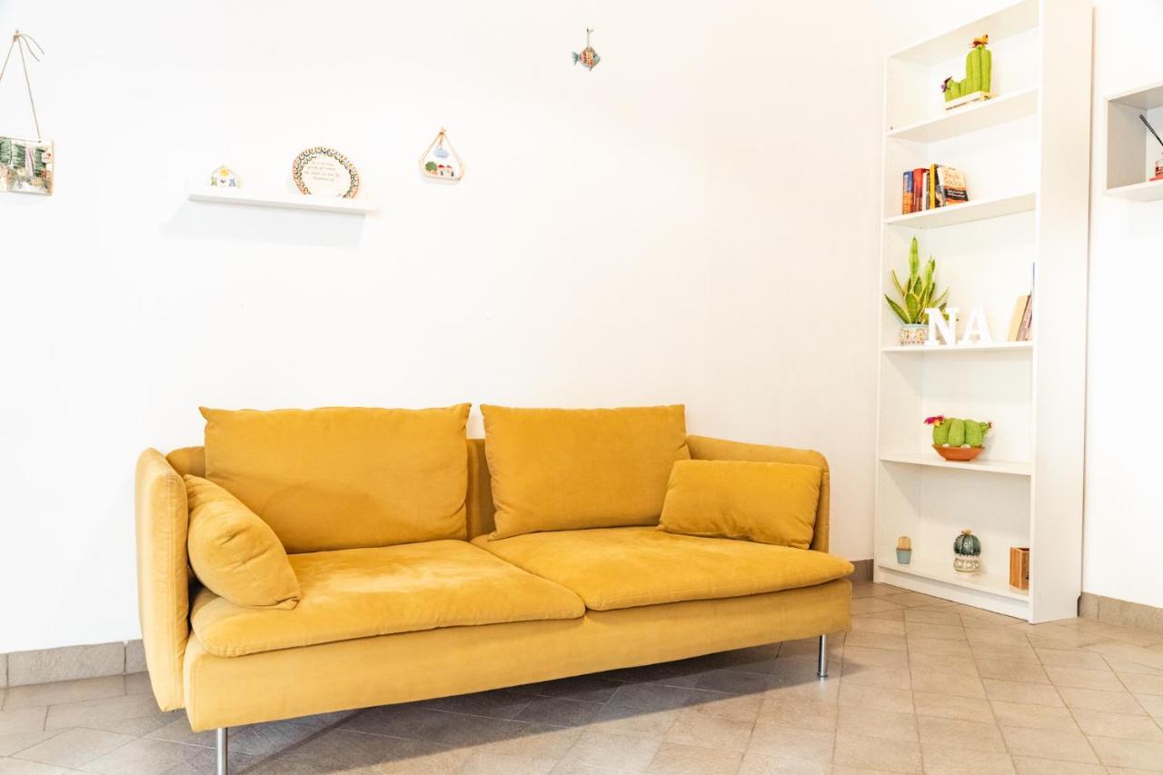 Appartamento In Pieno Centro Storico Con Terrazzo “O'Vicariello” Naples Extérieur photo